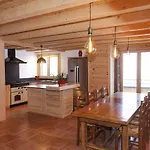 Сasa de vacaciones Le Refuge *